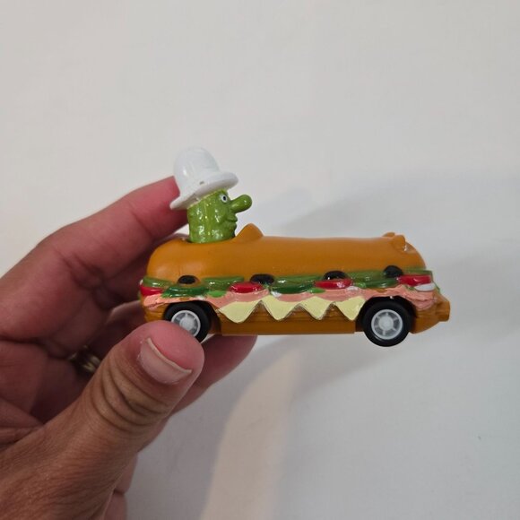 Vintage 1991 Subway Petey Pickle in Submobile Pull Back Car Fast Food Toy 3" - Picture 4 of 9